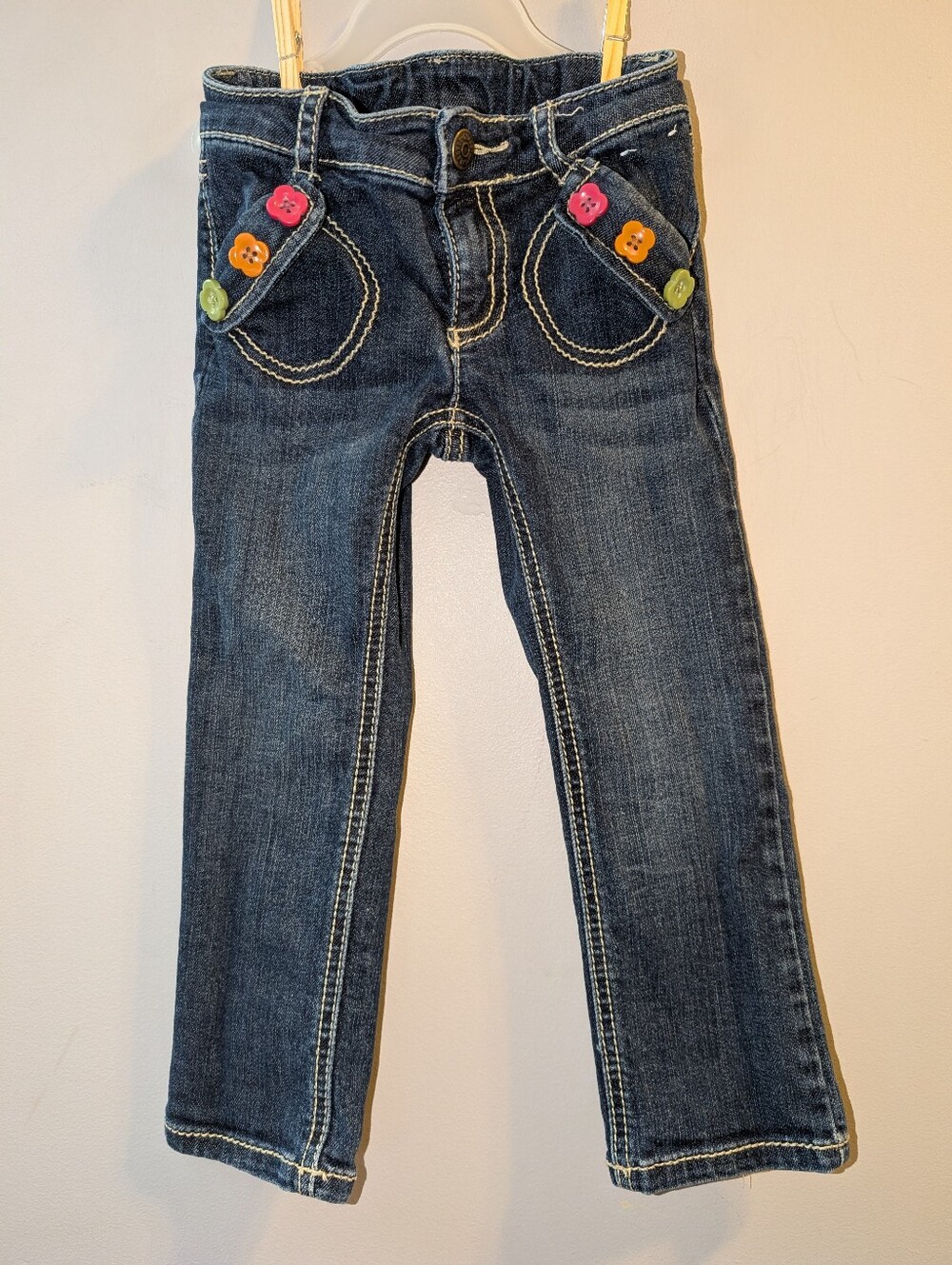 🏵️ Gymboree Dark Blue Denim Jeans w Decorative Flower Button Accents Girls 2T